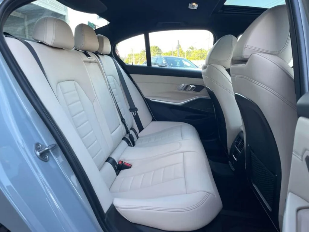 BMW 320i M Sport 2023 — imagem 4
